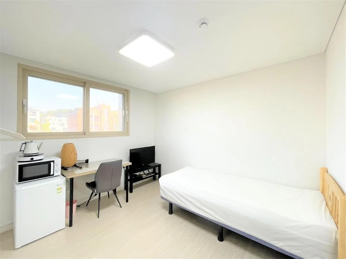 Koin Guesthouse Incheon Airport ゲストハウス