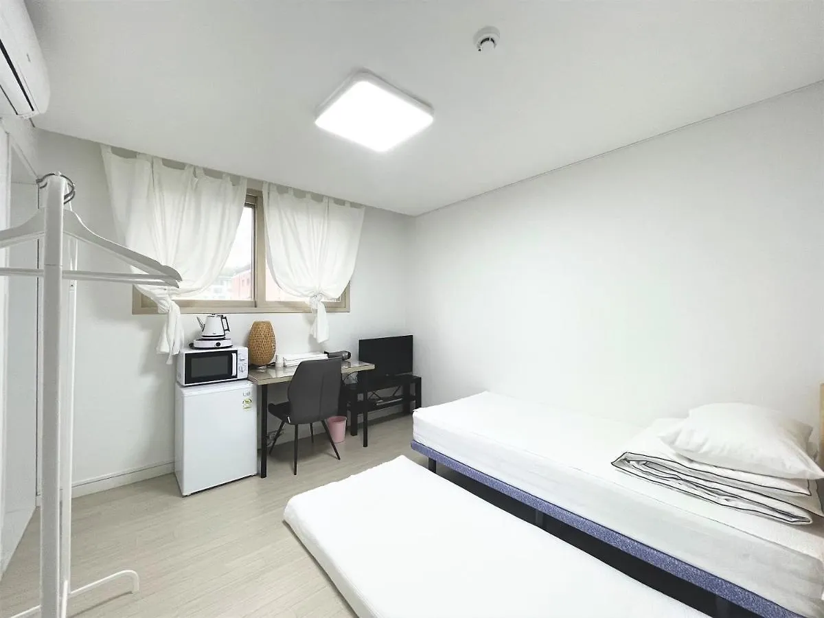 Гостевой дом Koin Guesthouse Incheon Airport Южная Корея