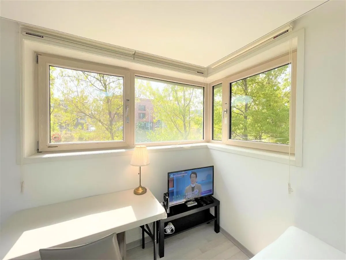 Koin Guesthouse Incheon Airport ゲストハウス